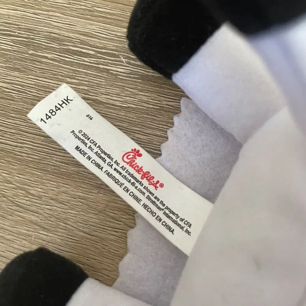 Chick-fil-A Plush Cow Doll Eat Mor Chikin 4